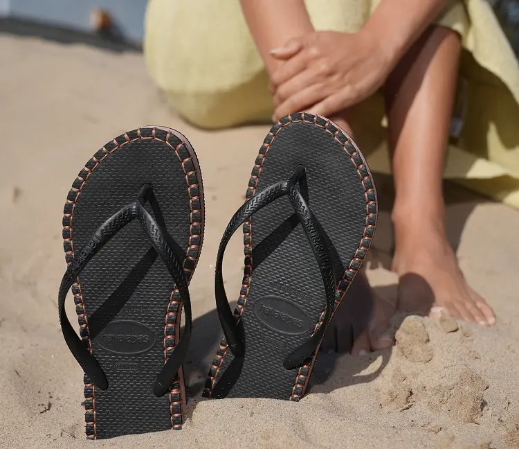 Women's Flatform Loop Slim Flip Flops - Image 2